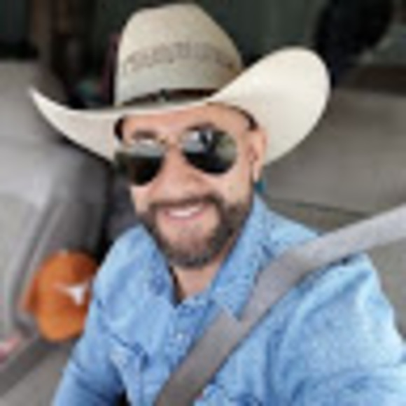 Meet your Posher, David - Picture 1 of 1